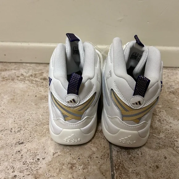 NEW adidas Crazy 8 'Core White Purple' - IF4523 Kobe Bryant Lakers 98 Size 14/15 - Picture 3 of 6